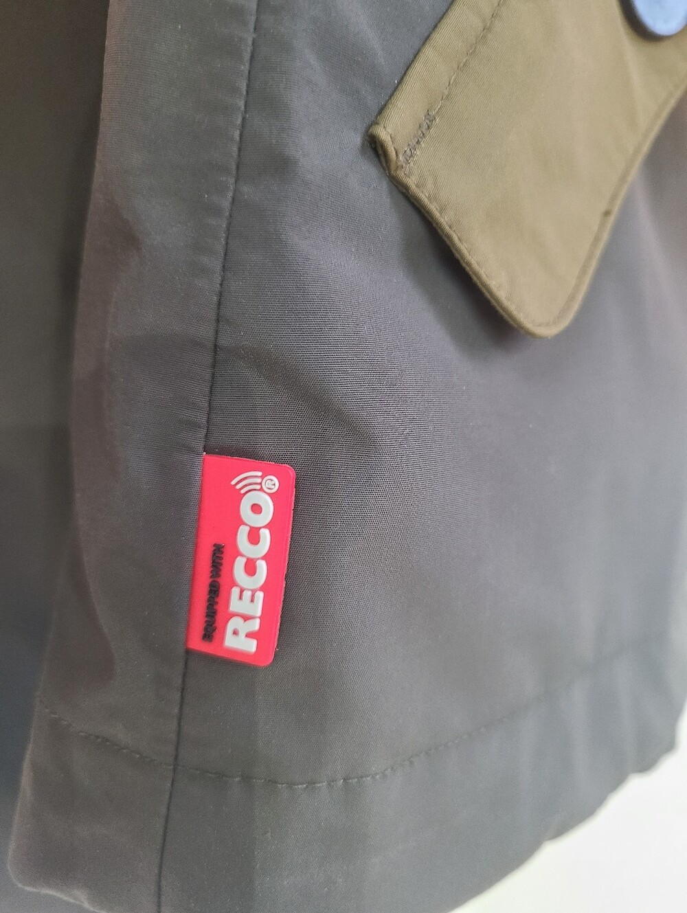 MEC Trackback Ski Jacket - Picture 7 of 15